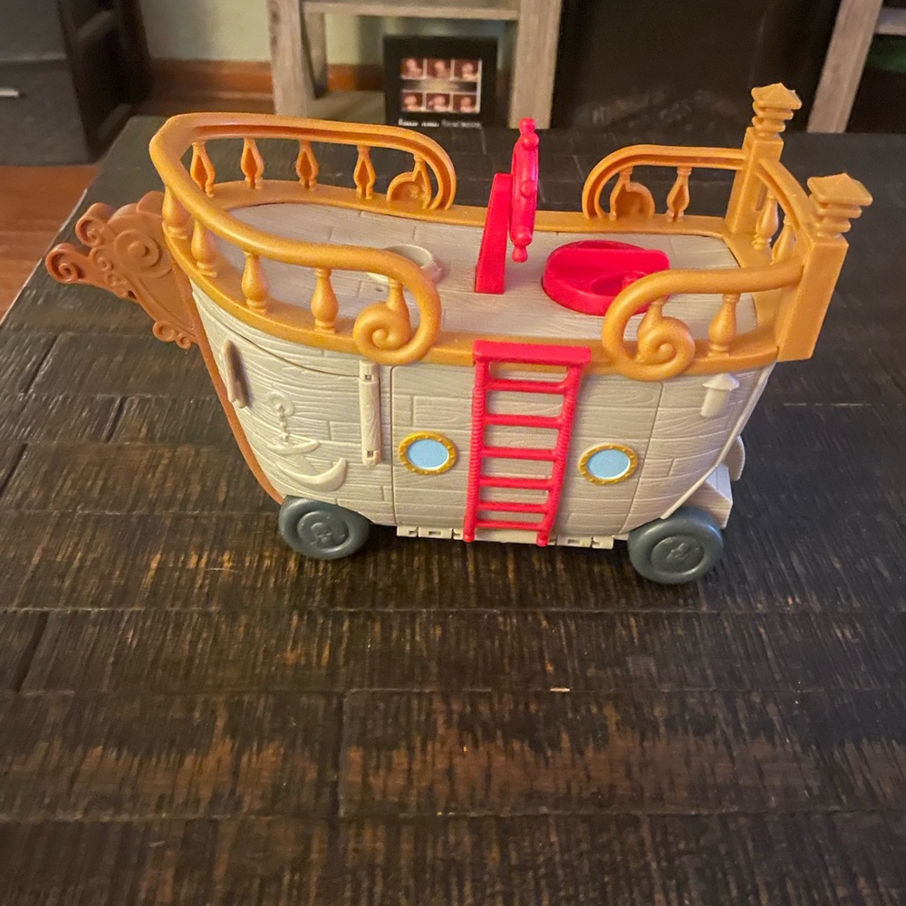 Imaginext Spongebob Krabby Patty Pirate ship only